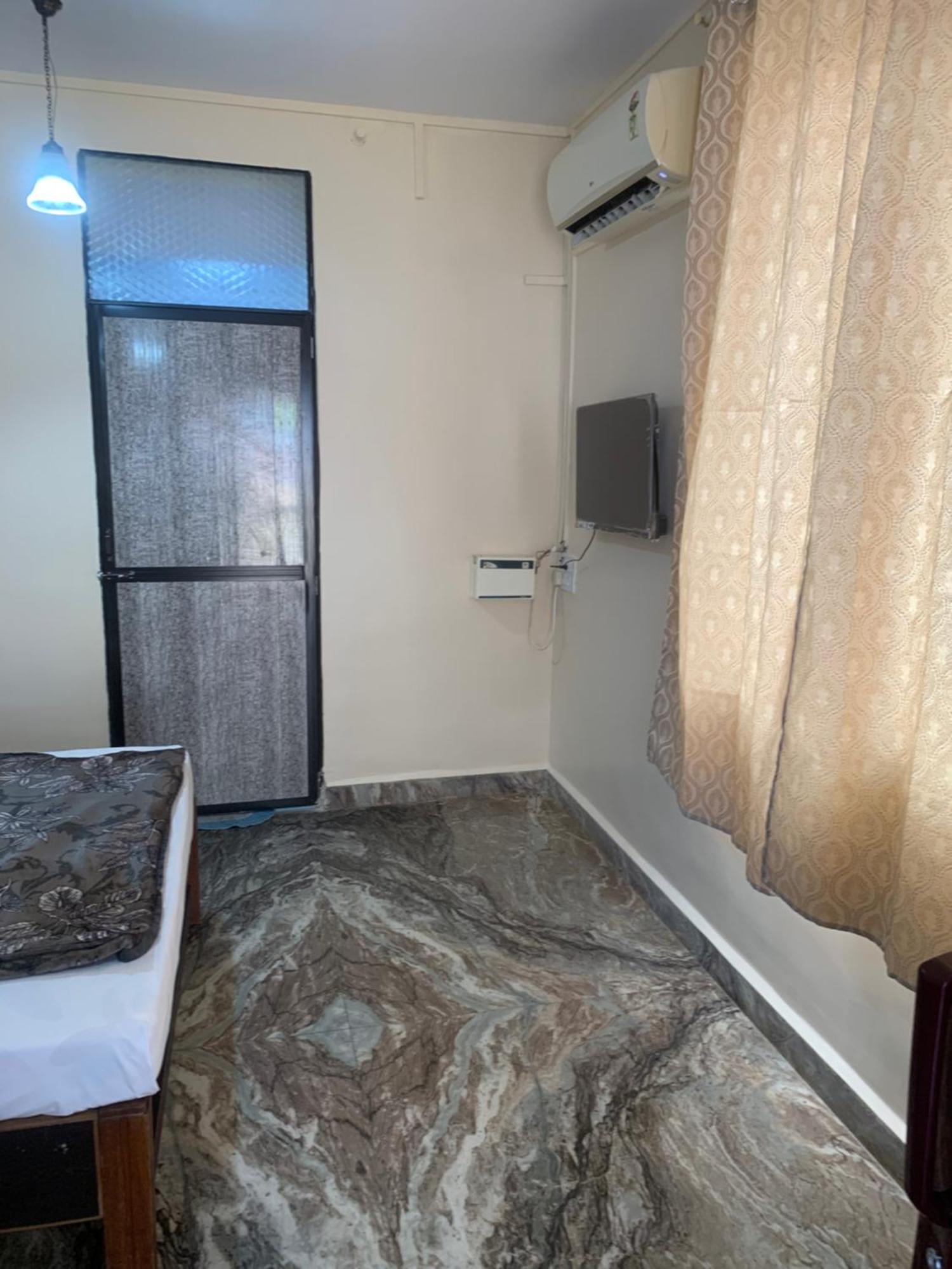 James Guesthouse Bogmalo Exterior photo